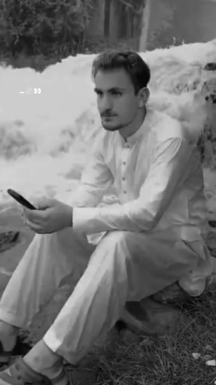 @Sabtain haider Khan hoti 999