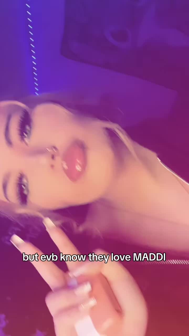 @_maddi_nykole😋