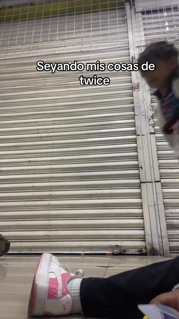 @El piojo de sana momo nayeon💙