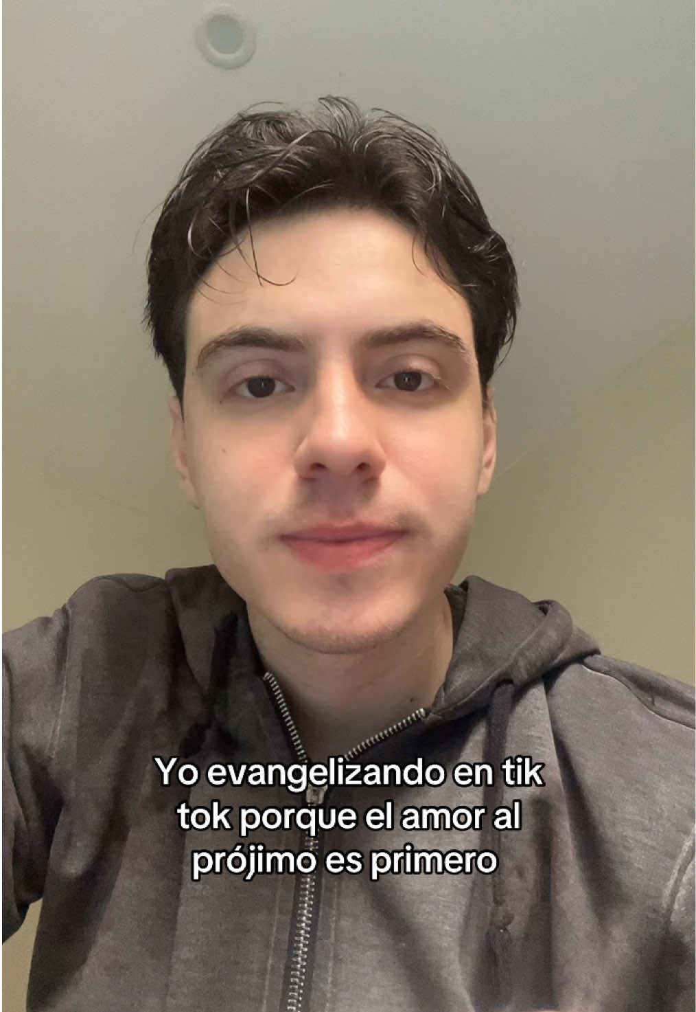 @El&iacute;as Est&eacute;fano Ismod