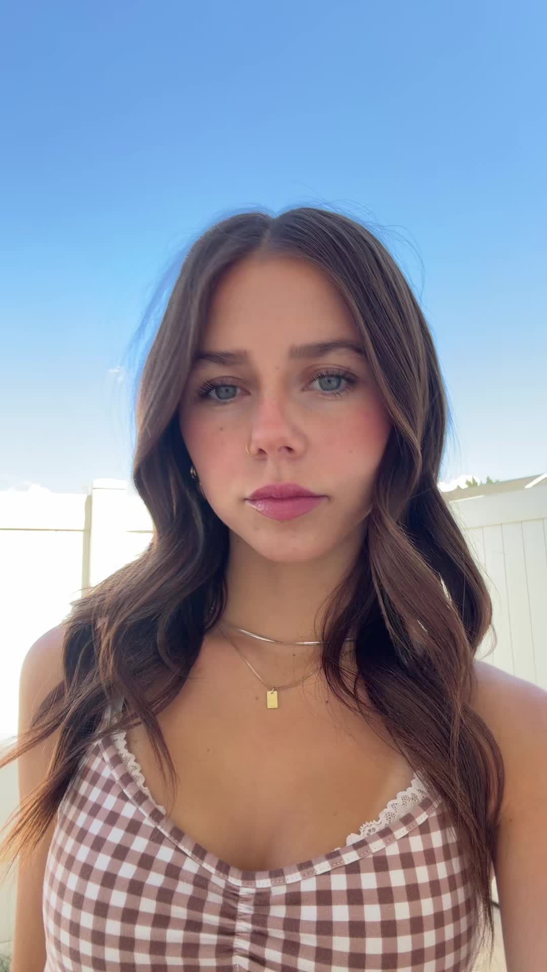 @chloenalani?
