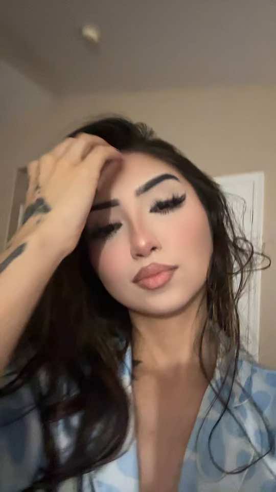 @𝑀𝒾𝒶 𝒷𝑒𝓁𝓁𝒶 𝓇𝑜𝓈𝑒
