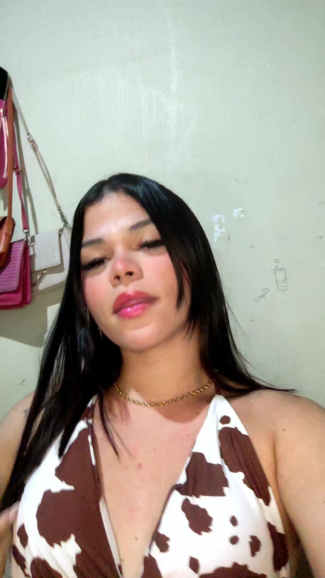 @Laura Santys