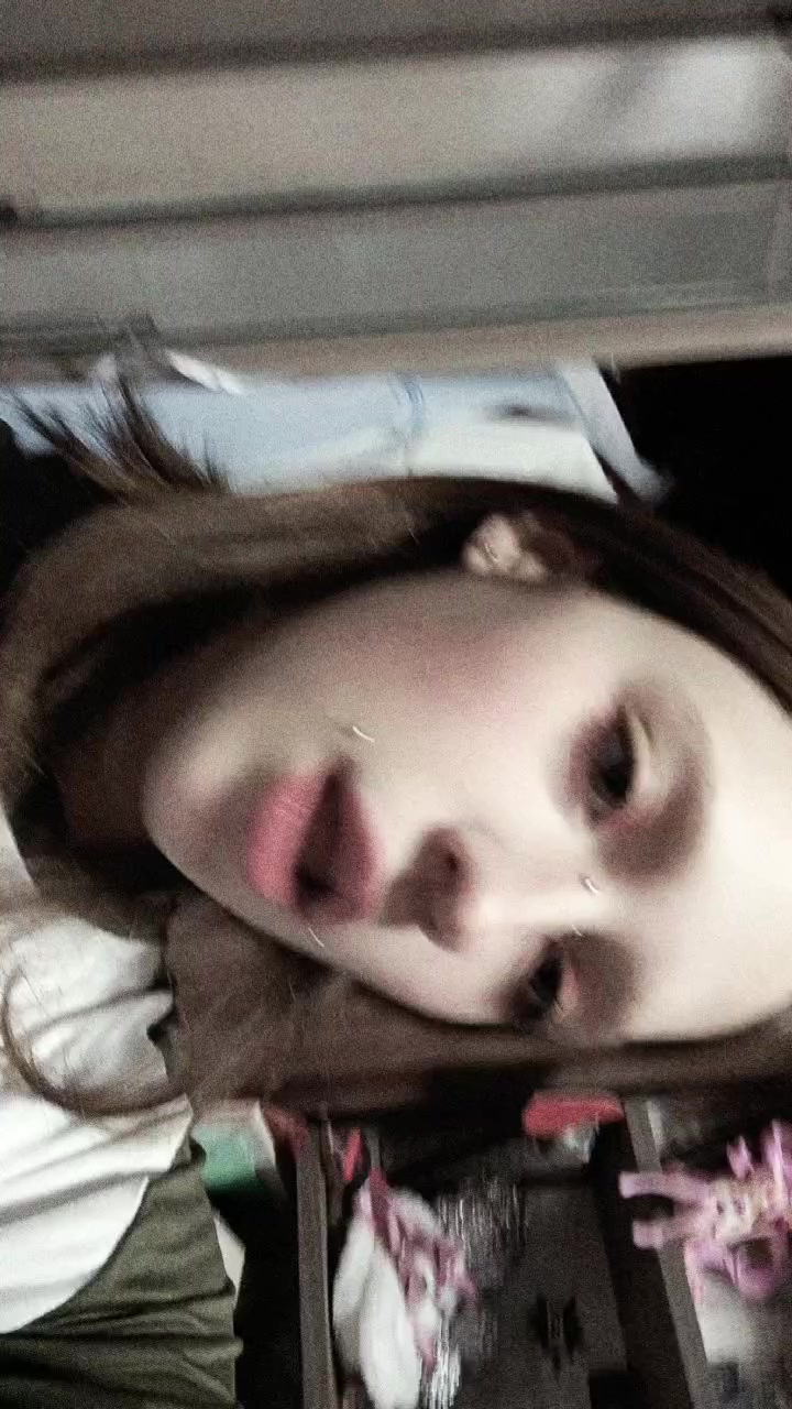 @Вишня🍒