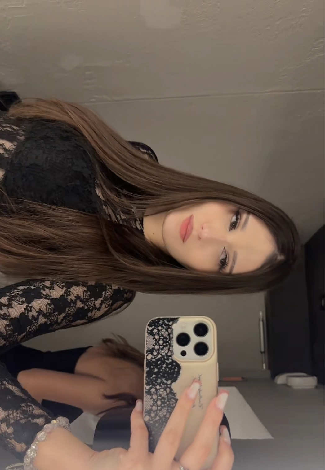 @j.frvryoung9