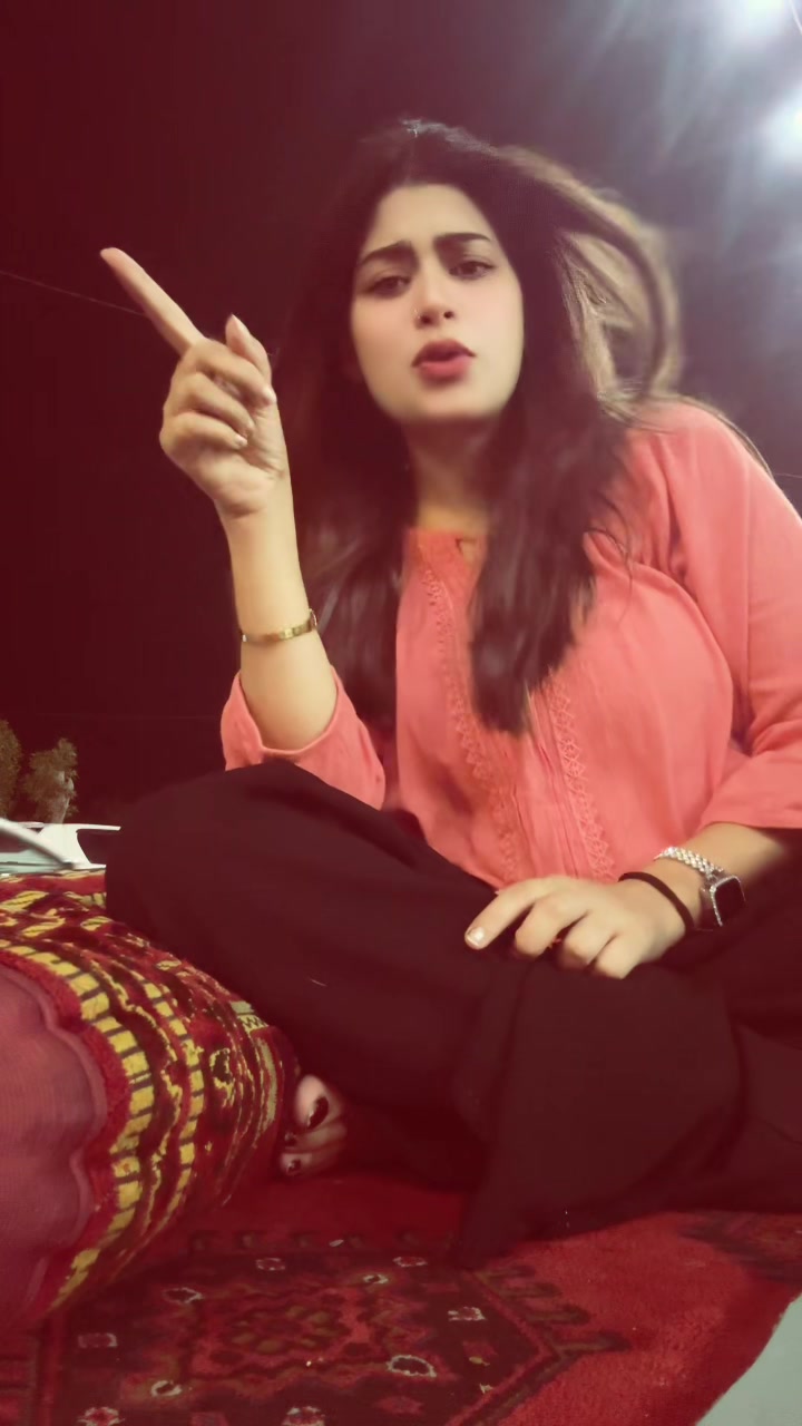@S!Lv!A khOkhaR💍💃
