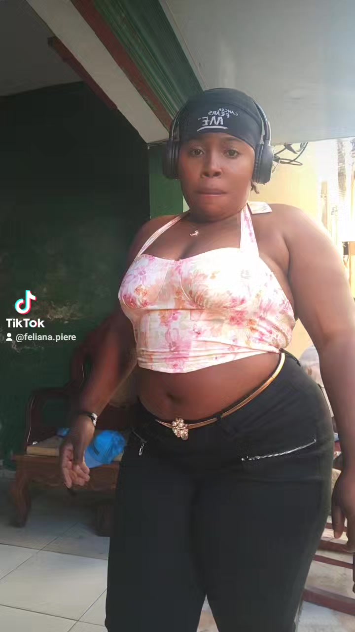 @la Negra😍🥰💞🥰😘
