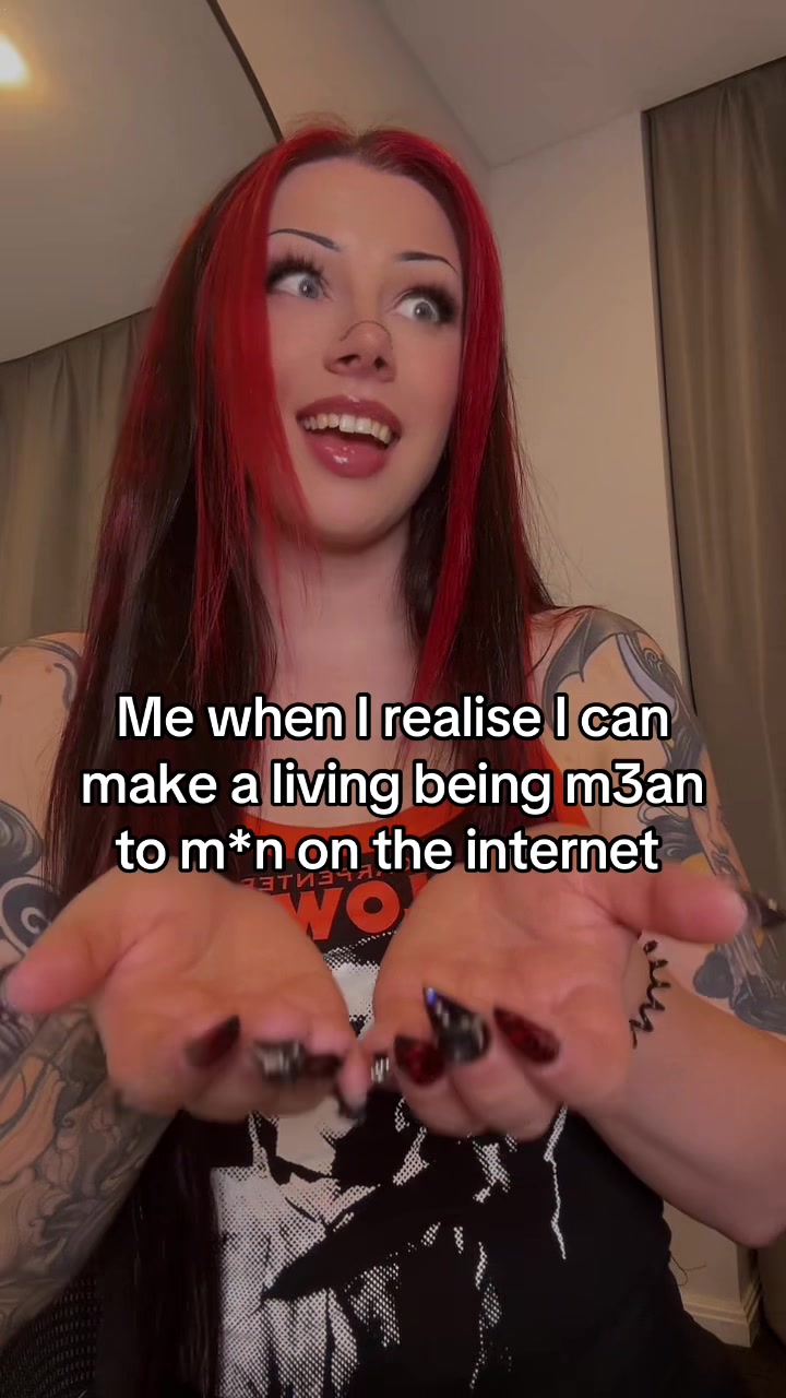 @Elle Venom