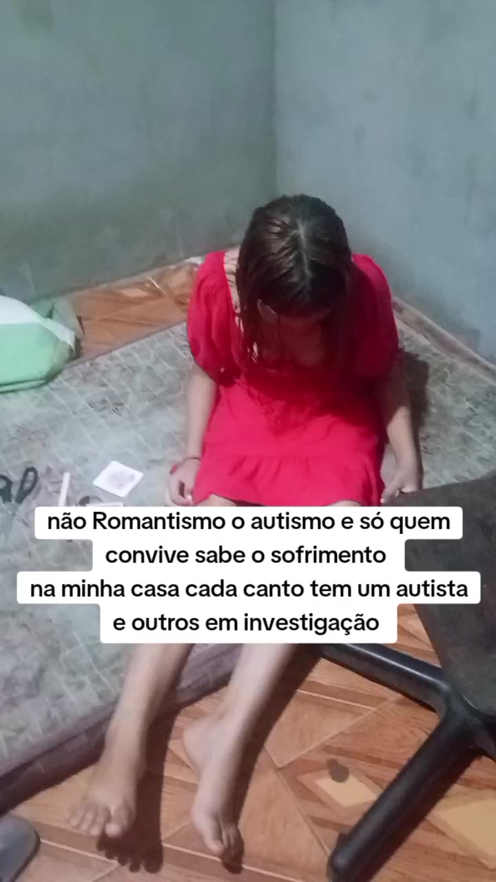 @Patr&iacute;cia m&atilde;e de 3 autistas