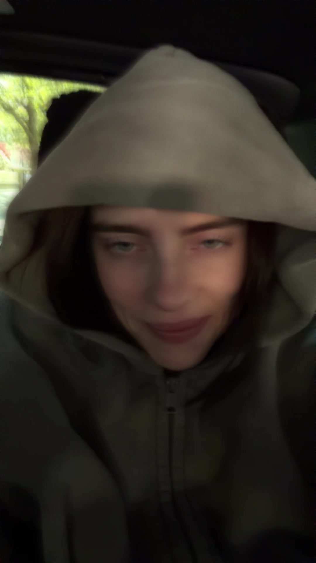 @BILLIE EILISH