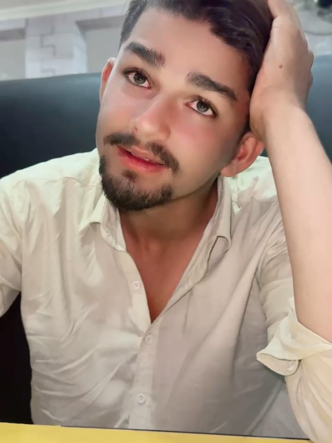@Malik Mubshir 425🦁🤬