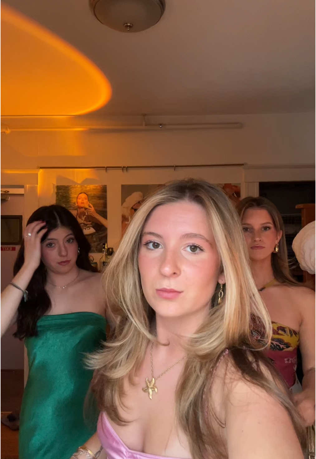 @AV