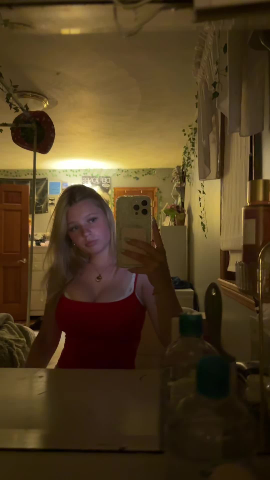 @zoee_secorr