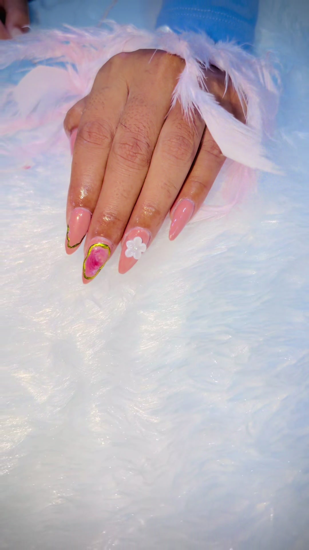 @Manu beauty studio