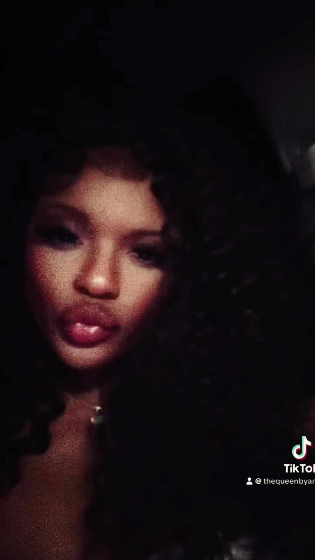 @QueenB