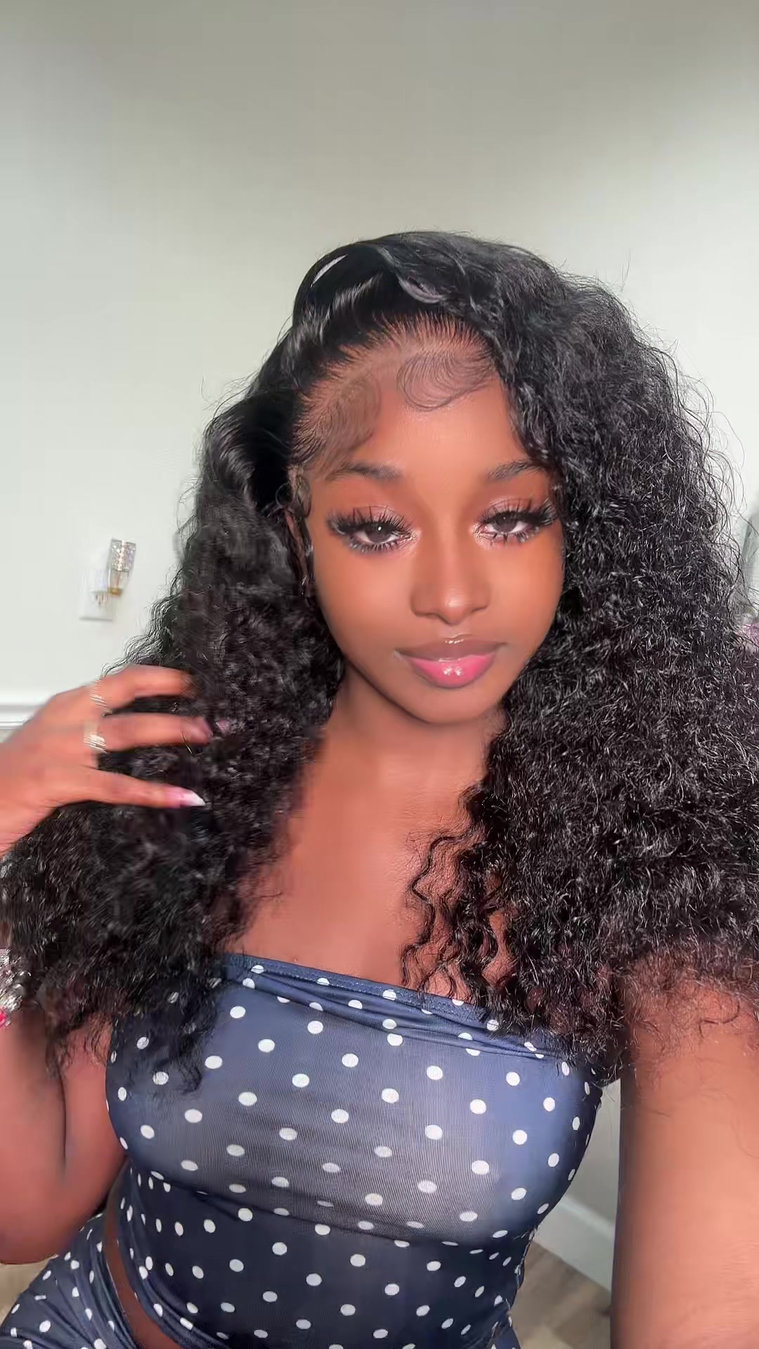 @KYLA.
