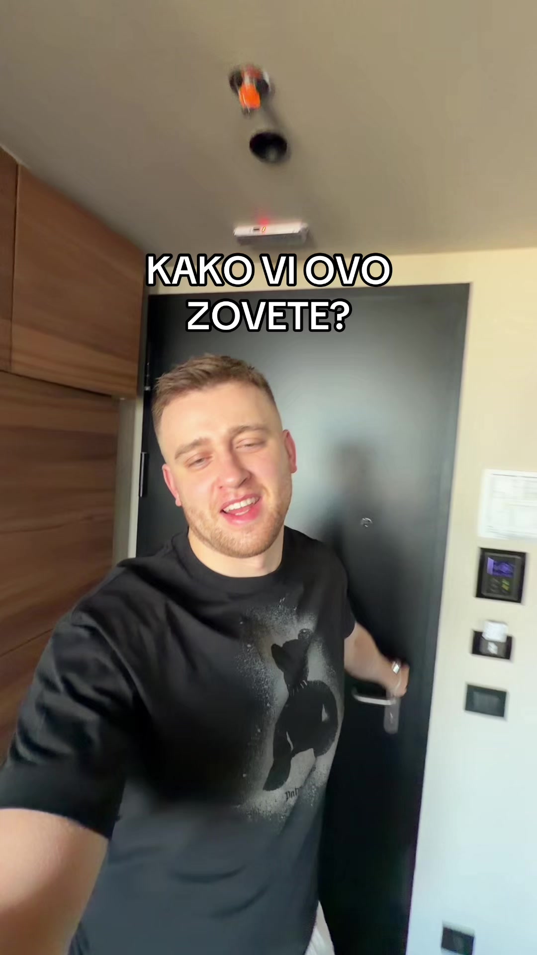 @Mića