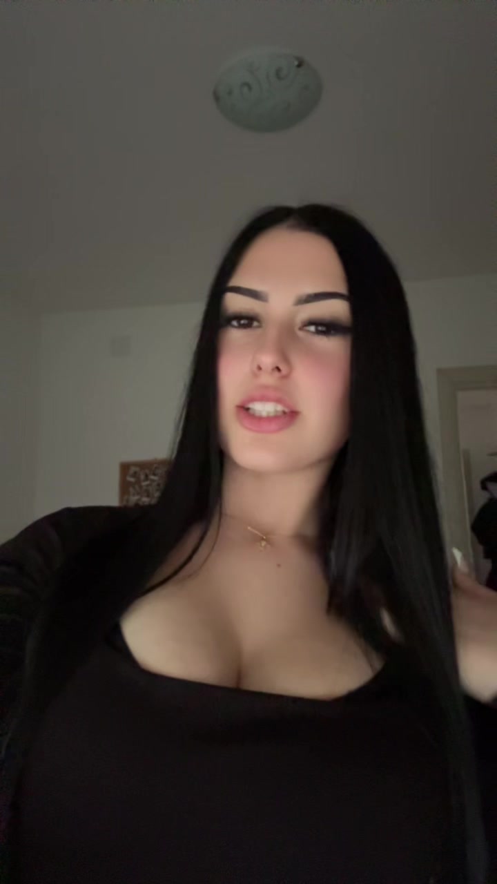 @ʟєɴʏ🍸