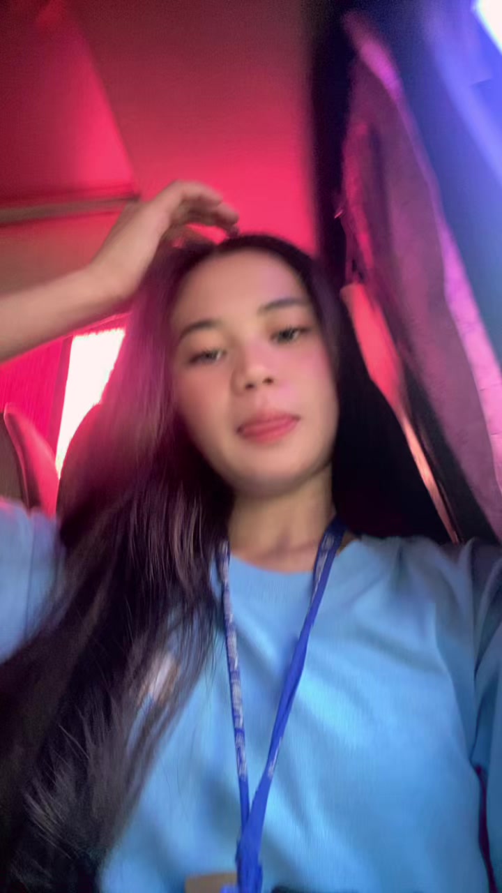 @lizaa
