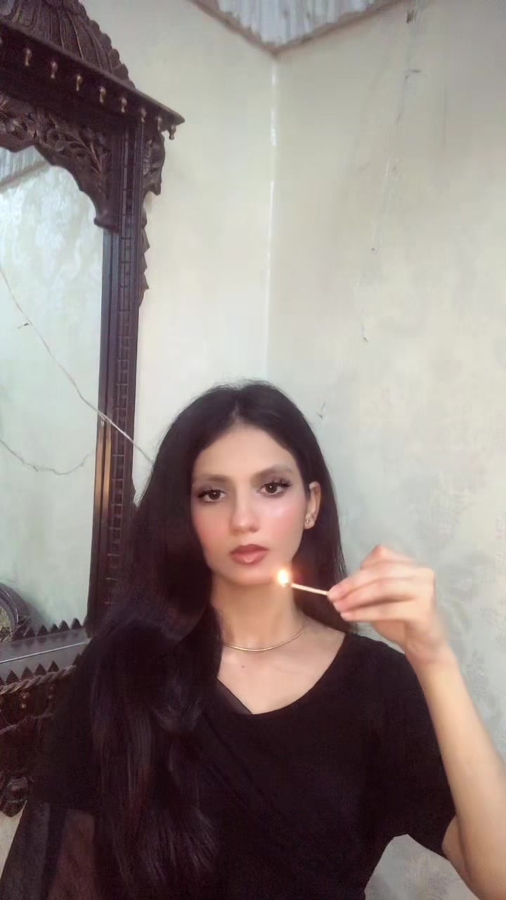 @✭