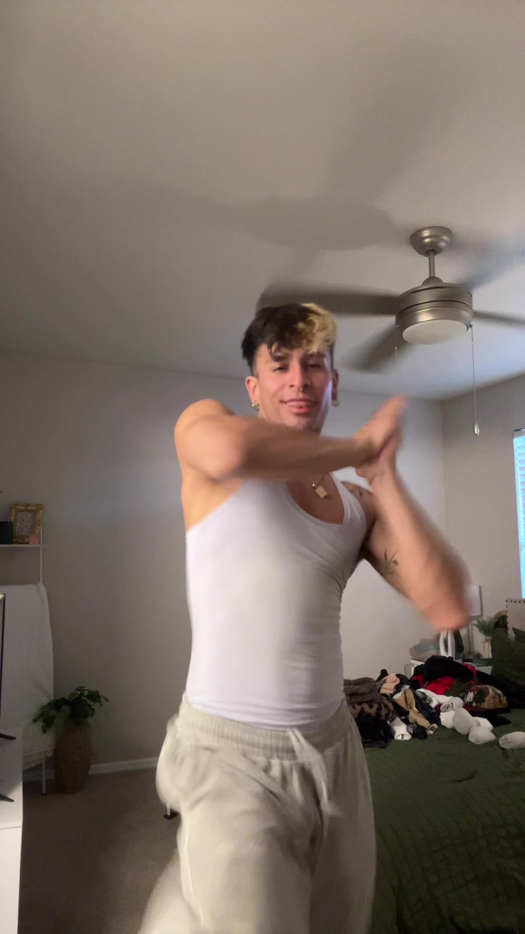 @Alexis