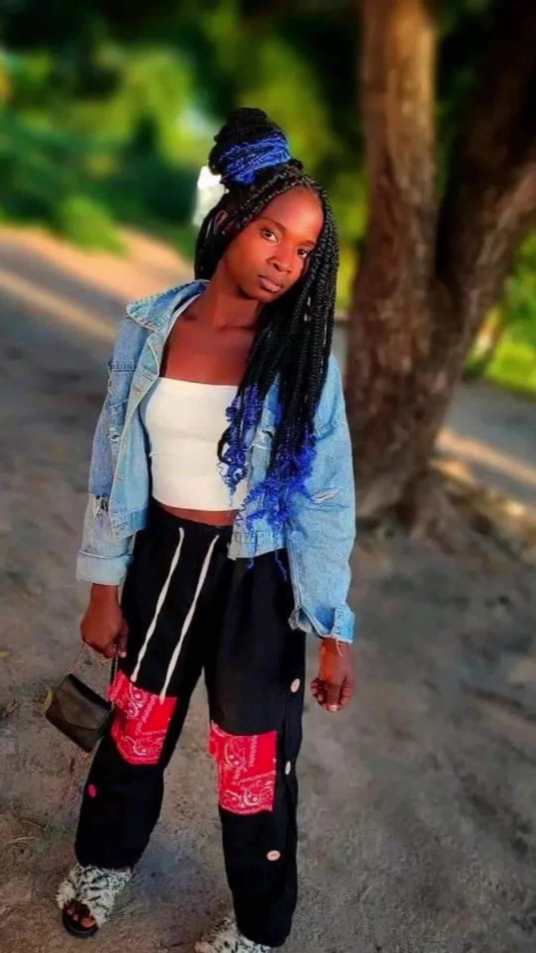 @Majestade Keyss🦋🖤