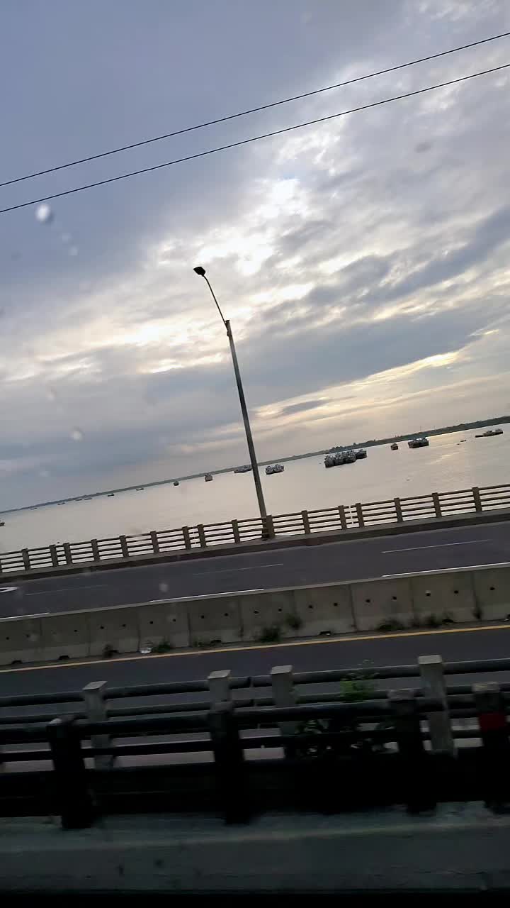 @🇧🇩 𝙍𝙖𝙝𝙪𝙡'🤍