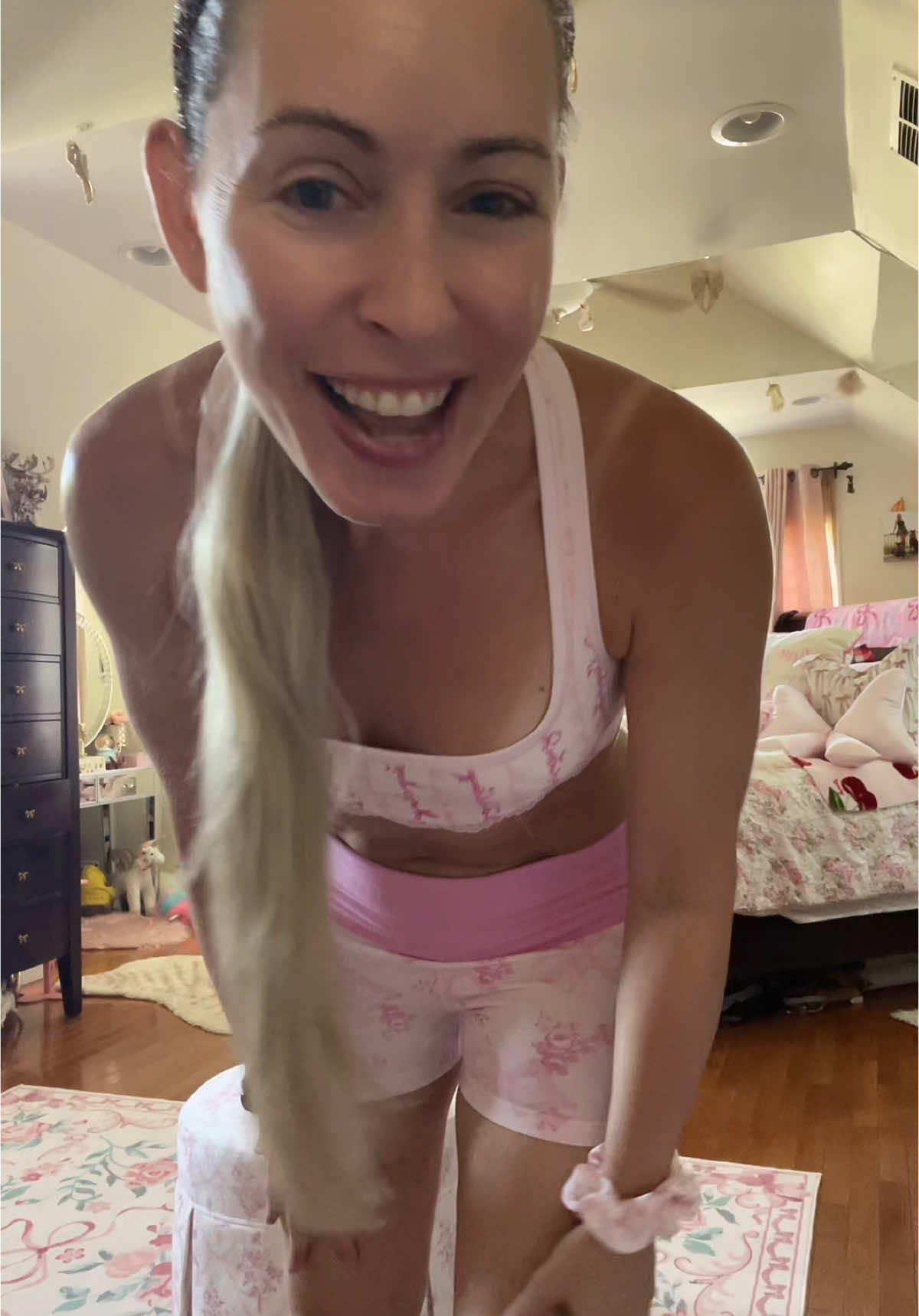 @๐ฆ๐ Nicole Alexandra ๐๐ฆ