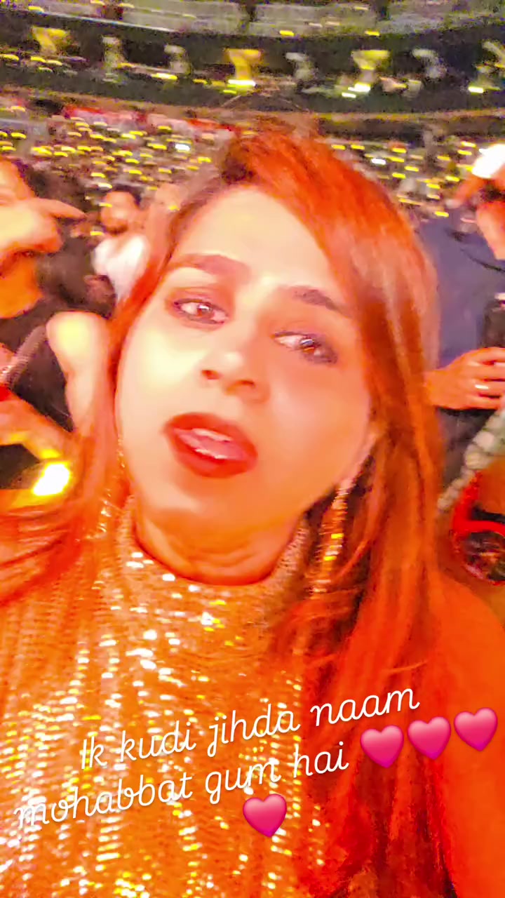 @Arora Myra