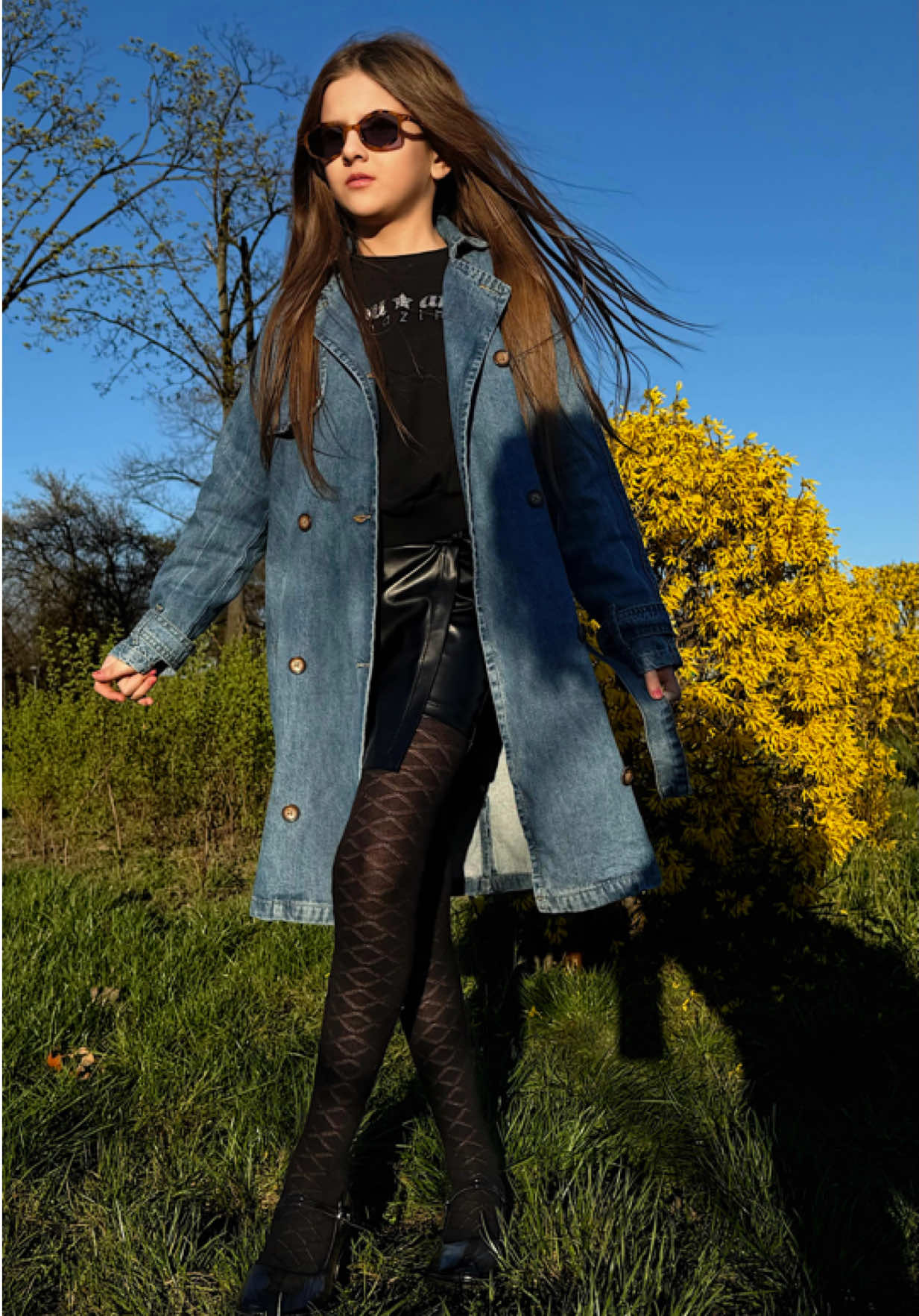 @alicia_deschanel