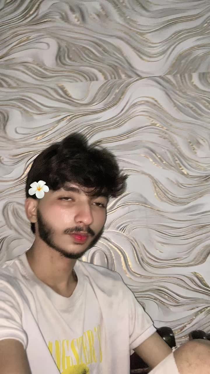 @🤍ℳǻ𝚕𝙞ⲕ🥀