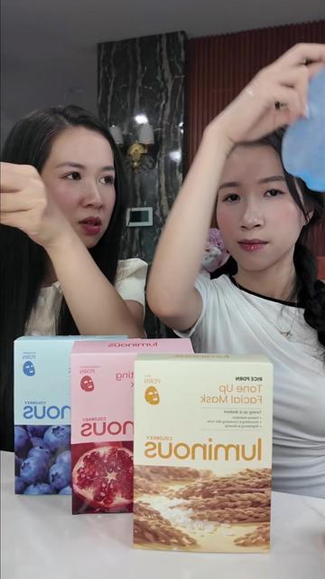 @Chị La em Zo