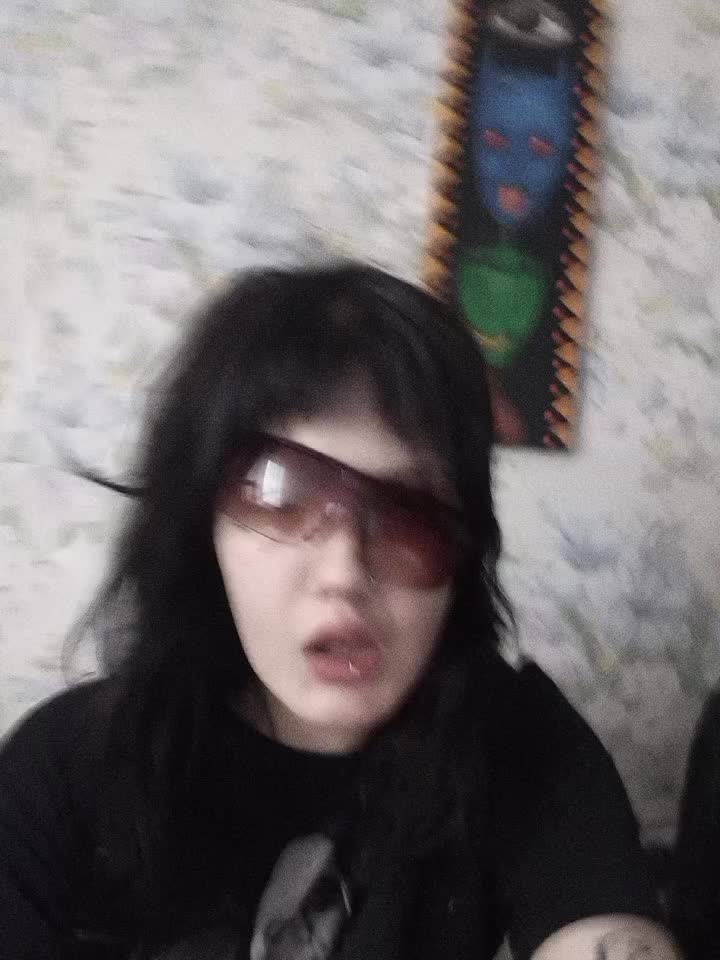 @ShIzOpHaZia