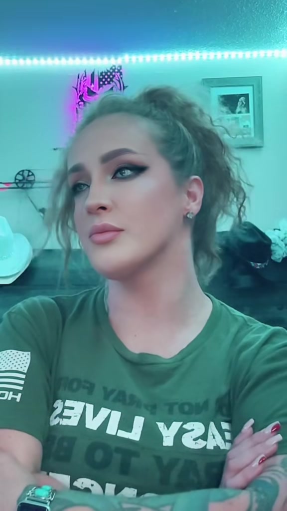 @🏹TT~Redneck Country Model🏹