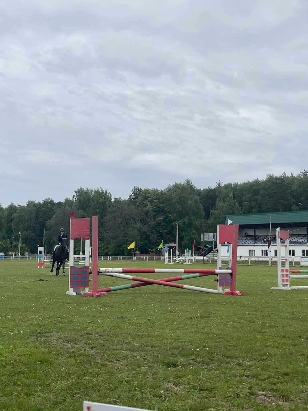 @xhorks.