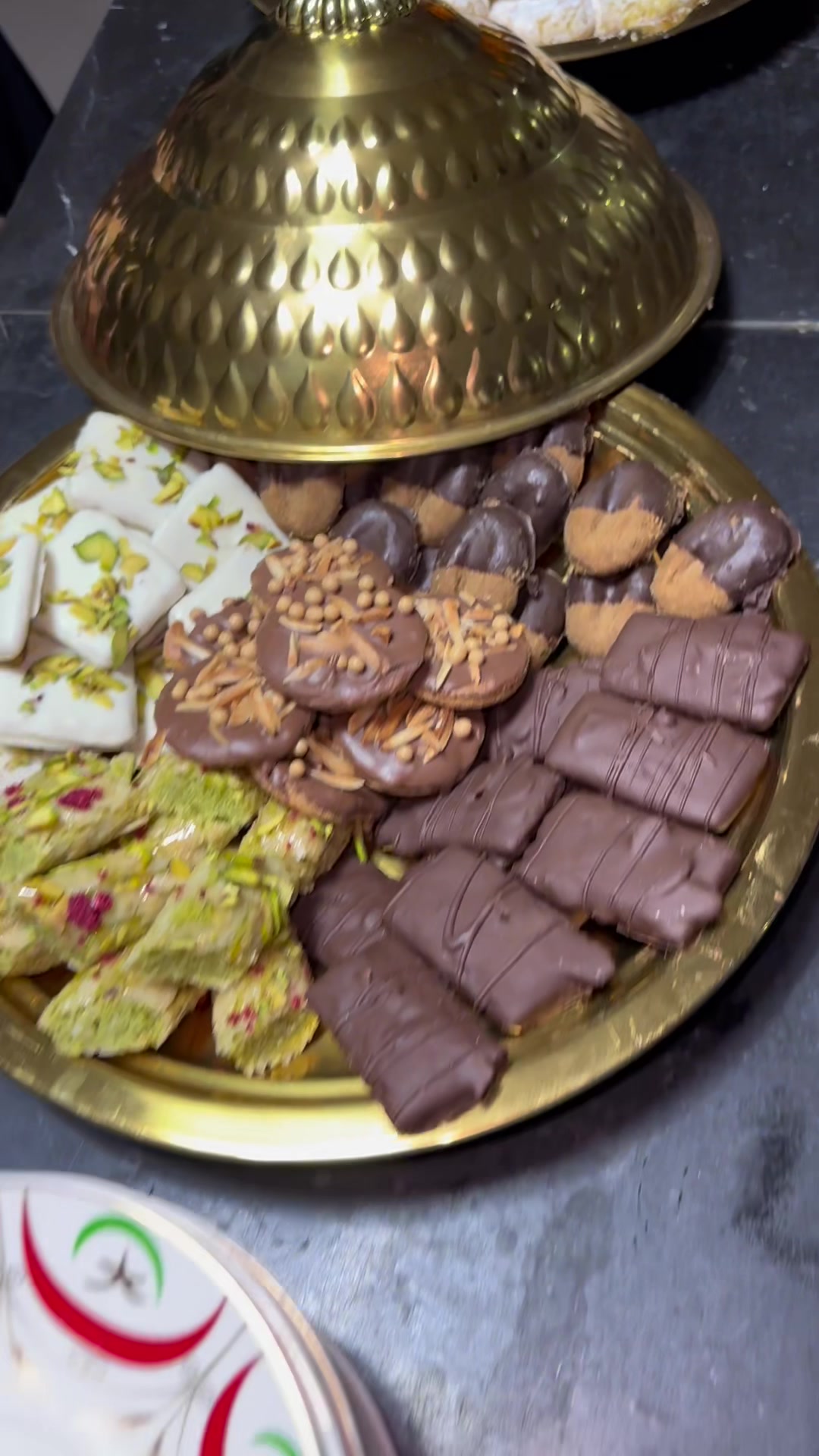 @Laila channel