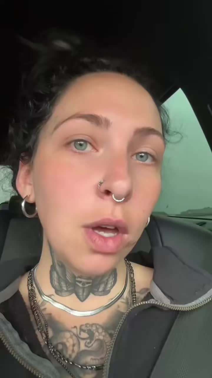 @Badbrandi