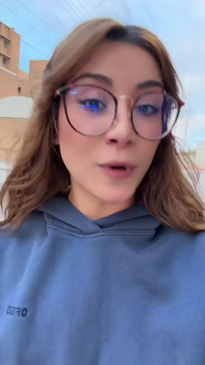 @Luna