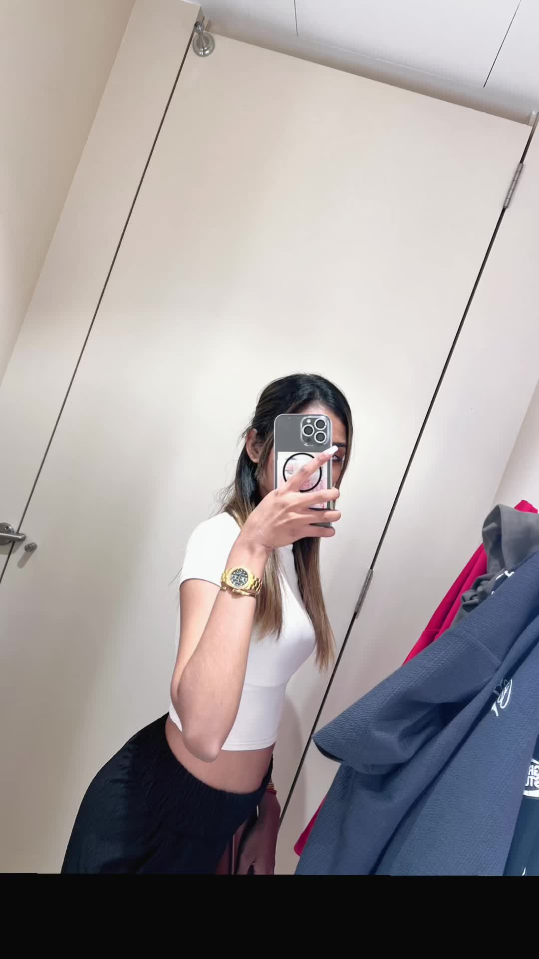 @.H