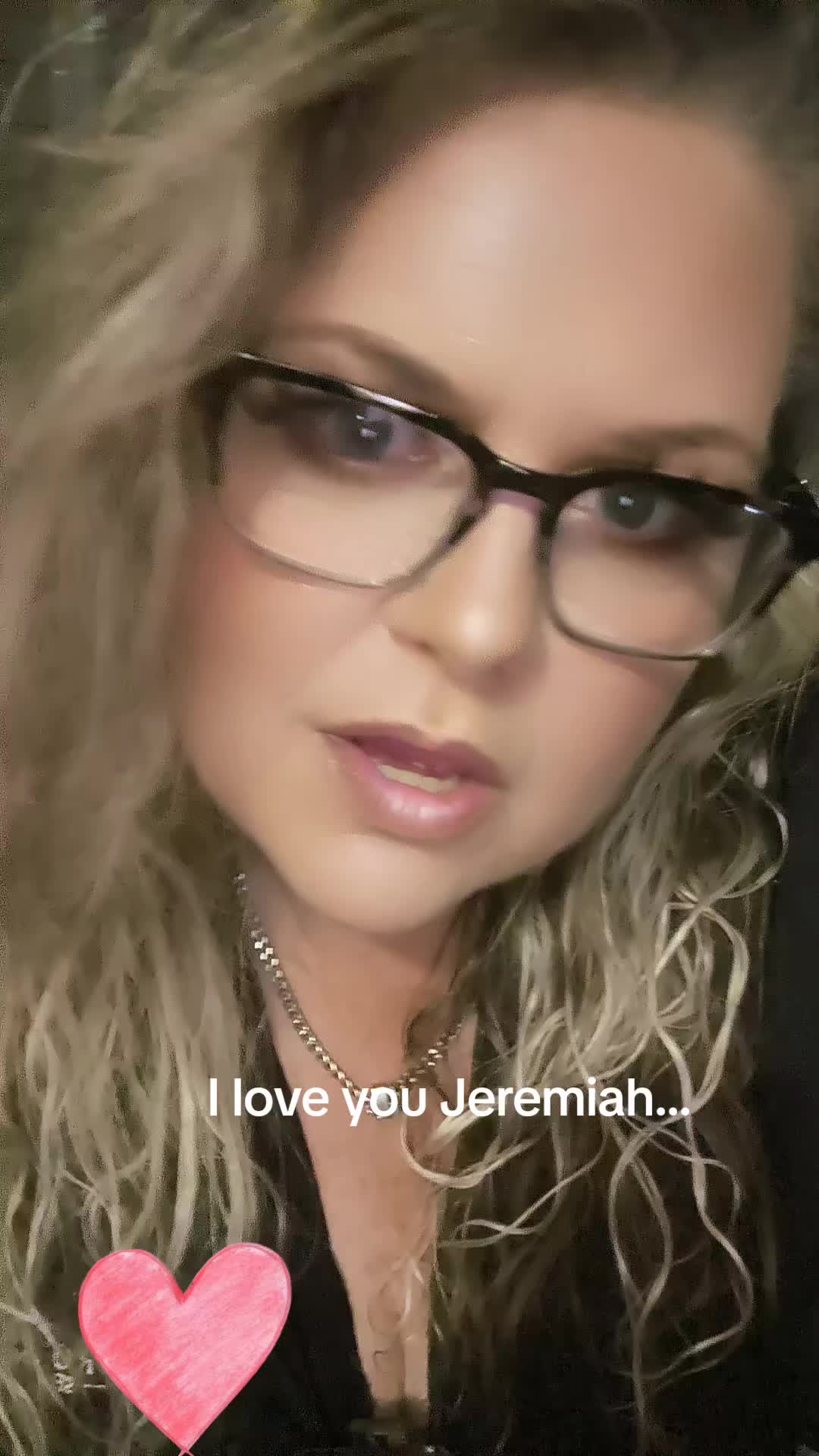 @thick thighs and hazel eyes