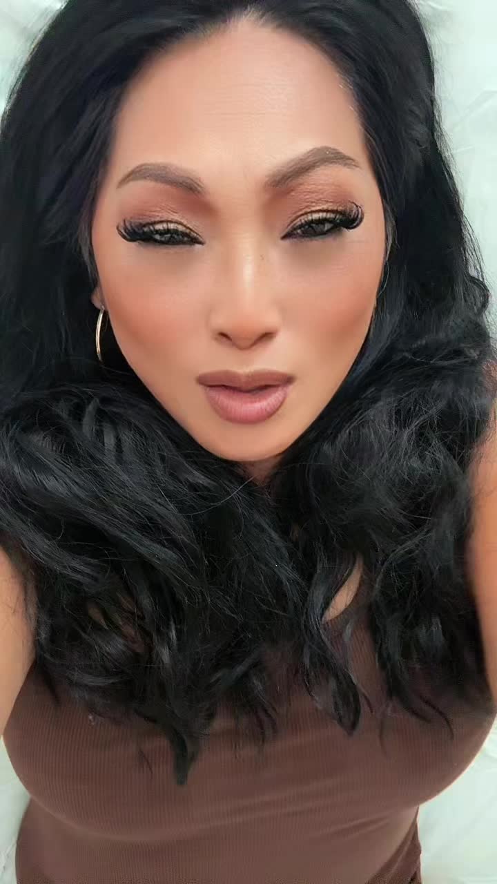 @Vietnamese Vixen