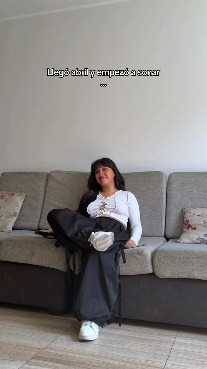 @Bella