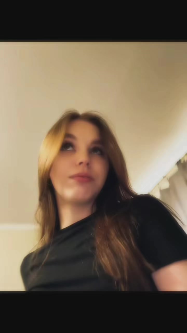 @𝒱𝒶𝓁𝑒𝓇𝓎𝑒𝓋𝓃𝒶🤍