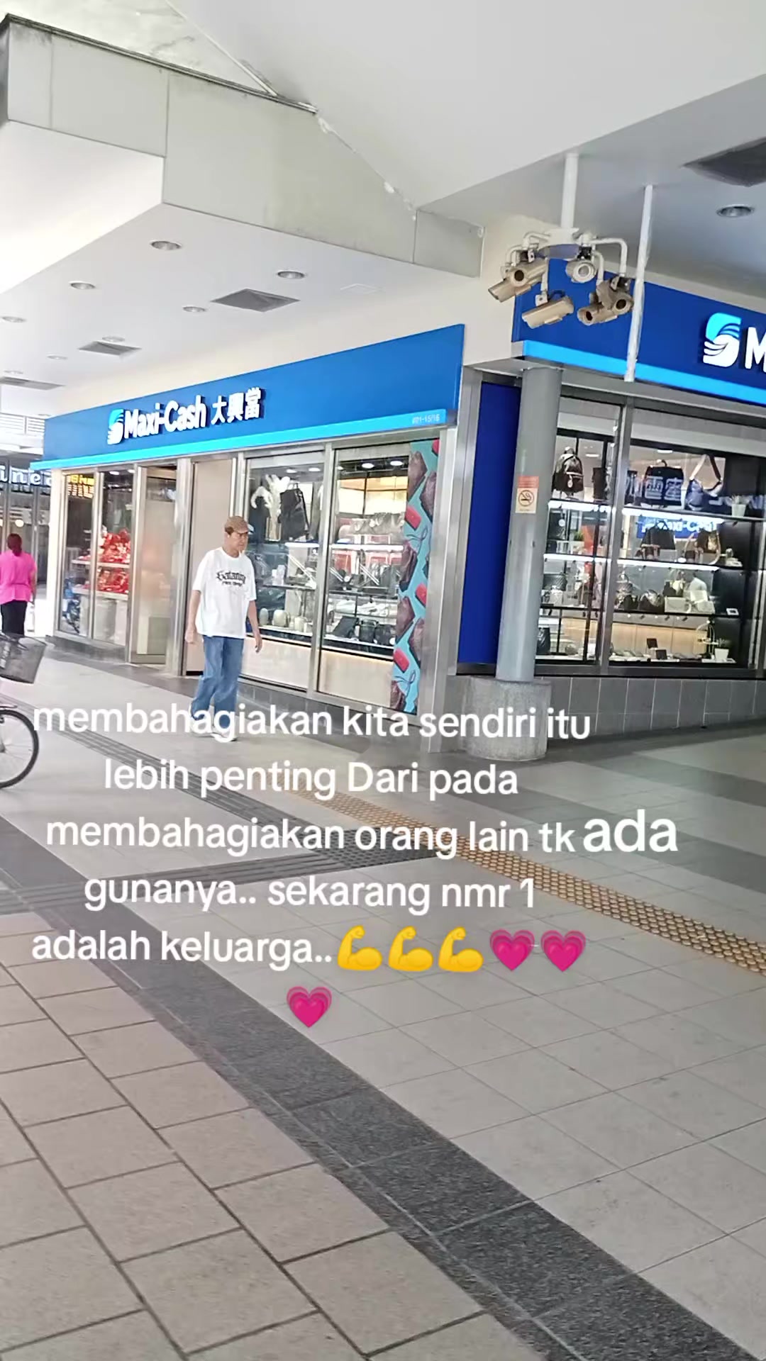 @@Silvia Dewi,💗