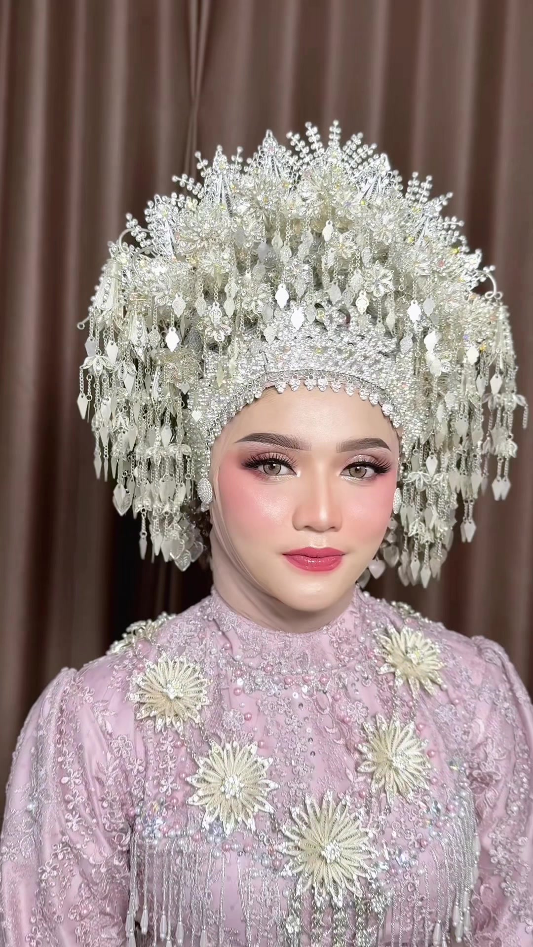 @athaya_makeup__