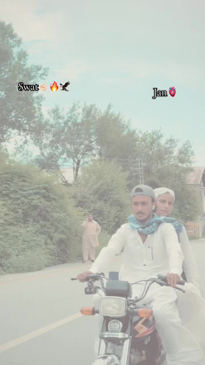@🦂ᗷᗩᗷᗩ—یار باش🦅