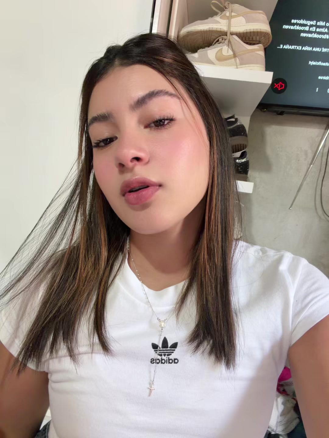 @Camila