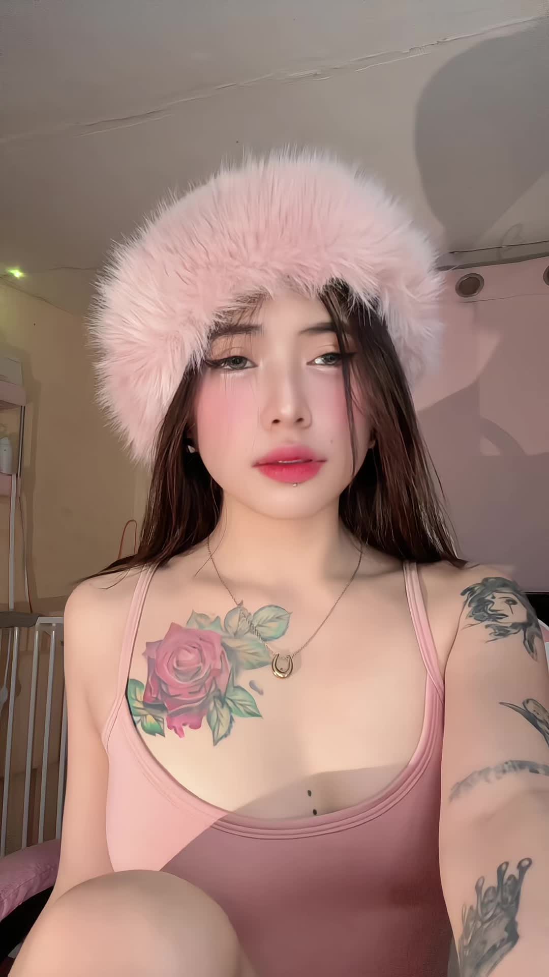@strwberry🍓