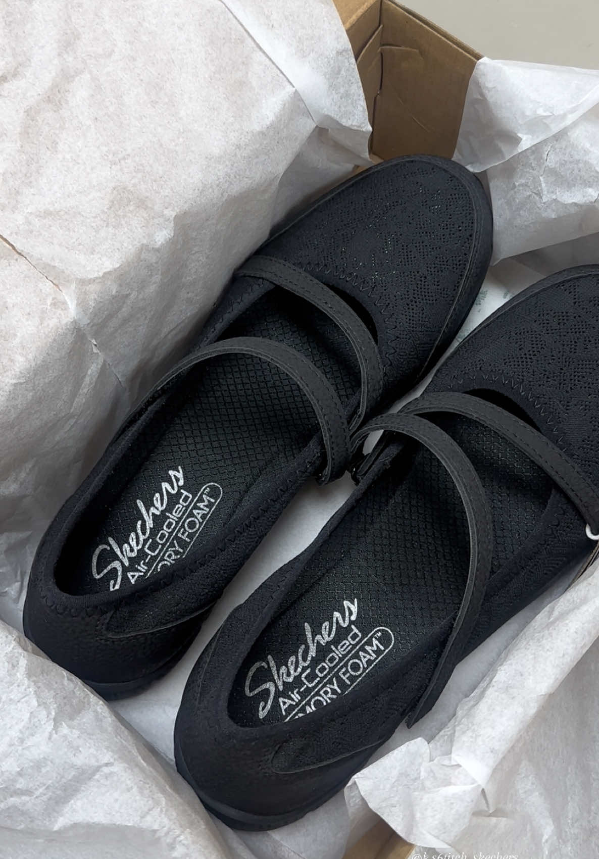 @K.S6titchSkechers