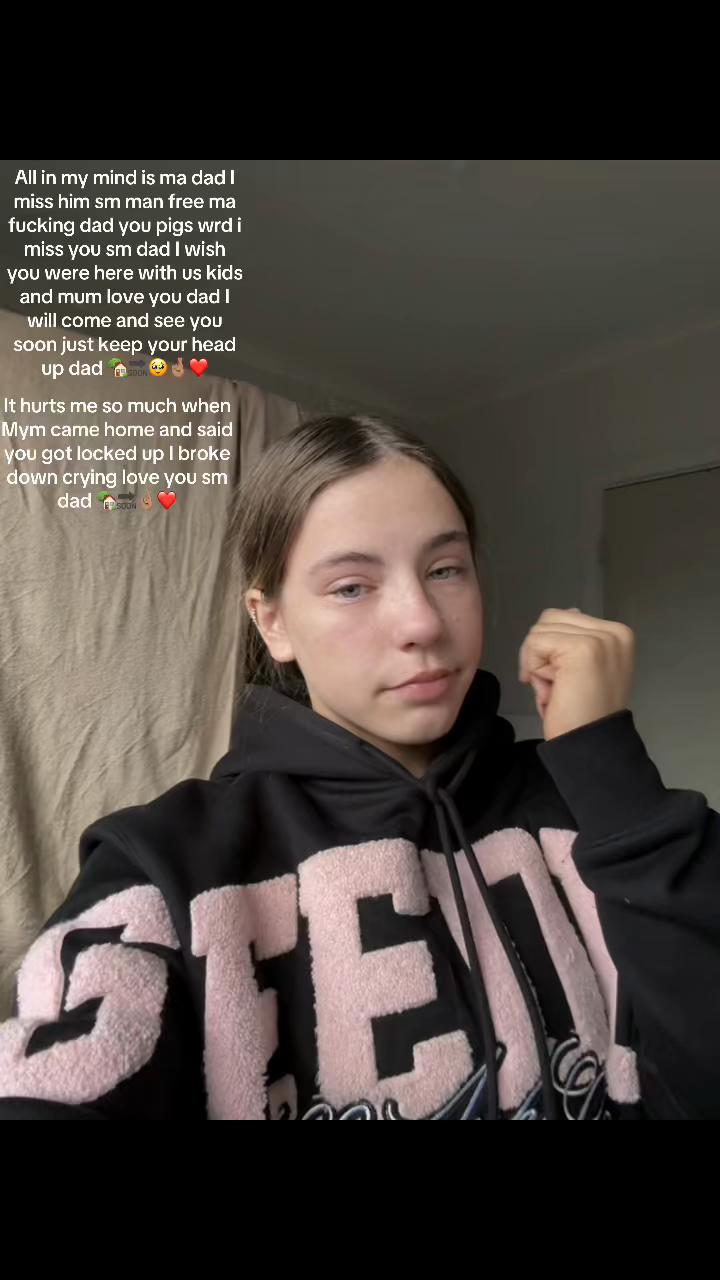 @🎭